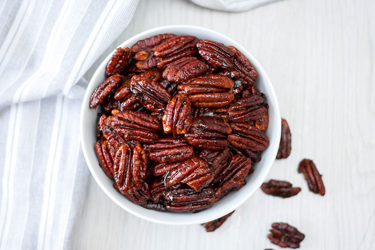 SCHEMA-PHOTO-Roasted-Maple-Cinnamon-Pecan-Candies-.jpg